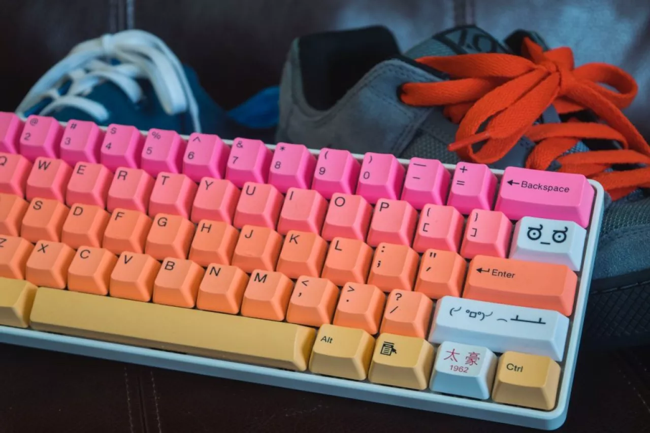 farebná klávesnica
